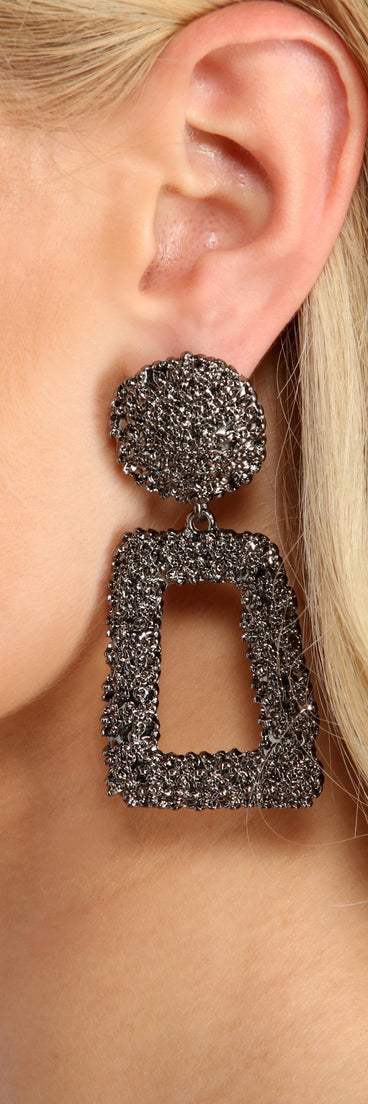 A Lil' Something Textured Door Knocker Earrings is a trendy pick to create 2023 festival outfits, festival dresses, outfits for concerts or raves, and complete your best party outfits!