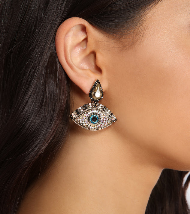 Seeing Eye Drop Rhinestone Earrings is a trendy pick to create 2023 festival outfits, festival dresses, outfits for concerts or raves, and complete your best party outfits!