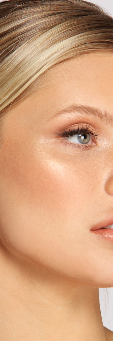 Rhine And Shine Tube Hoop Earrings is the perfect Homecoming look pick with on-trend details to make the 2023 HOCO dance your most memorable event yet!