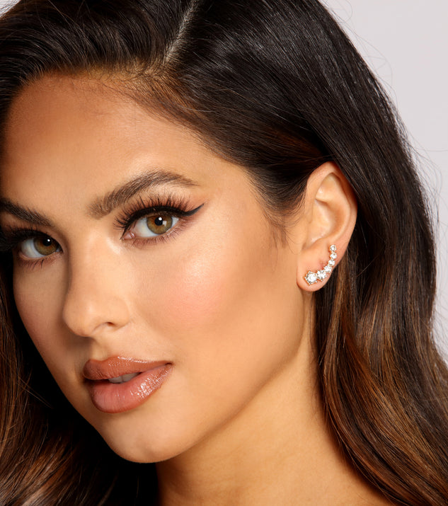 6 Rhinestone Crawler Stud Earrings is the perfect Homecoming look pick with on-trend details to make the 2023 HOCO dance your most memorable event yet!