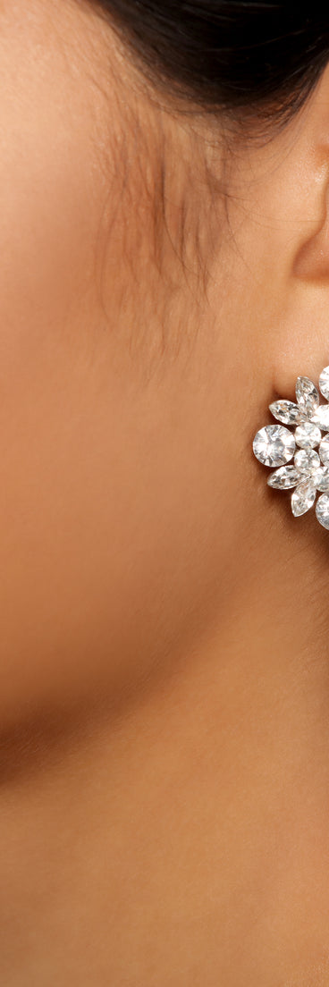 Glam Gemstone Flower Stud Earrings is a stunning choice for a bridesmaid dress or maid of honor dress, and to feel beautiful at Homecoming 2023, fall or winter weddings, formals, & military balls!