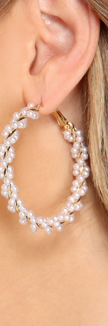 Rare Twist Of Glam Pearl Hoops