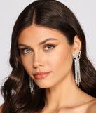 Rhinestone Fringe Butterfly Earrings is the perfect Homecoming look pick with on-trend details to make the 2023 HOCO dance your most memorable event yet!