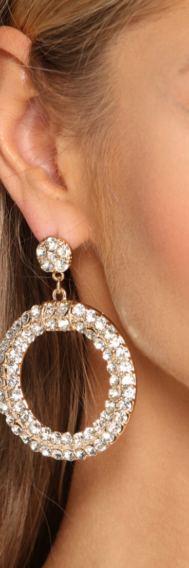 Trendy Stunner Geometric Rhinestone Hoops is a stunning choice for a bridesmaid dress or maid of honor dress, and to feel beautiful at Prom 2023, spring weddings, formals, & military balls!