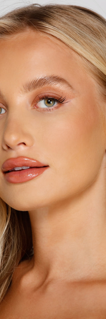 With Sweet Charm Cubic Zirconia Flower Studs as your homecoming jewelry or accessories, your 2023 Homecoming dress look will be fire!