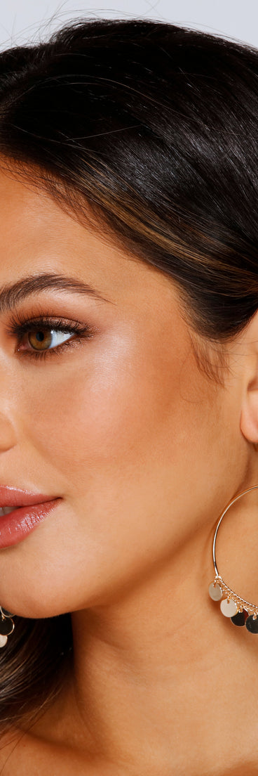 Boho Babe Coin Hoop Earrings is the perfect Homecoming look pick with on-trend details to make the 2023 HOCO dance your most memorable event yet!