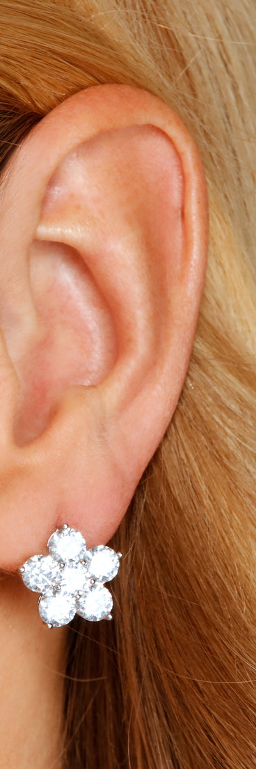 Floral Bloom Cubic Zirconia Studs is a stunning choice for a bridesmaid dress or maid of honor dress, and to feel beautiful at Prom 2023, spring weddings, formals, & military balls!