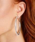 Glam Rhinestone Twisted Hoop Earrings is the perfect Homecoming look pick with on-trend details to make the 2023 HOCO dance your most memorable event yet!