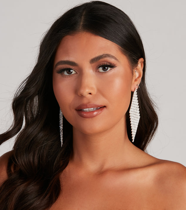 Rhine So Fine Statement Earrings is the perfect Homecoming look pick with on-trend details to make the 2023 HOCO dance your most memorable event yet!