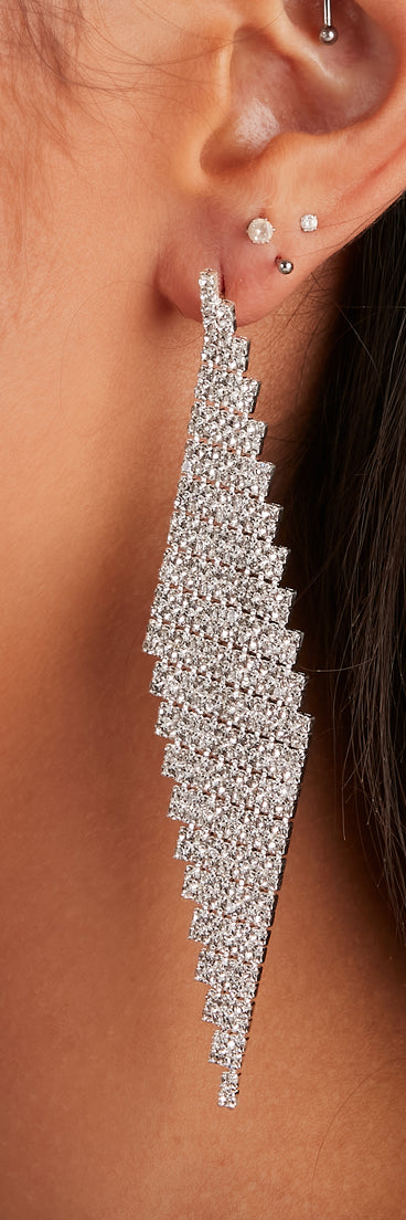 Rhine So Fine Statement Earrings is the perfect Homecoming look pick with on-trend details to make the 2023 HOCO dance your most memorable event yet!