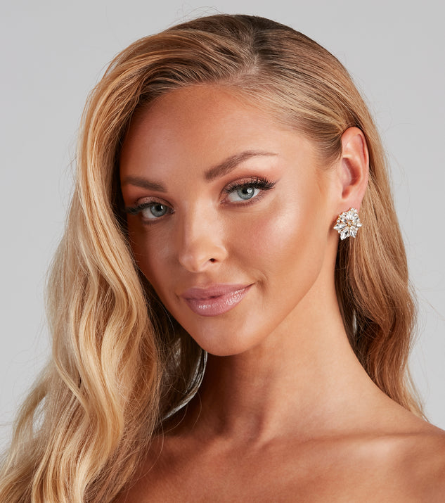 Flower Cluster Stud Earrings for 2022 festival outfits, festival dress, outfits for raves, concert outfits, and/or club outfits