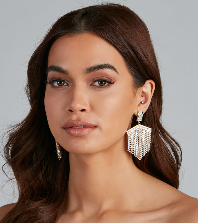 Rhinestone Fringe Arrow Accent Earrings creates the perfect New Year’s Eve Outfit or new years dress with stylish details in the latest trends to ring in 2023!