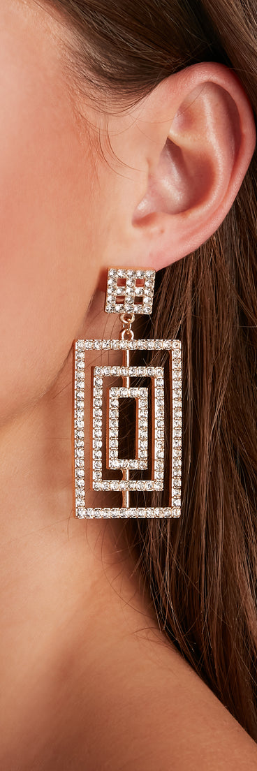 Be Square Door Knocker Earrings is a trendy pick to create 2023 festival outfits, festival dresses, outfits for concerts or raves, and complete your best party outfits!