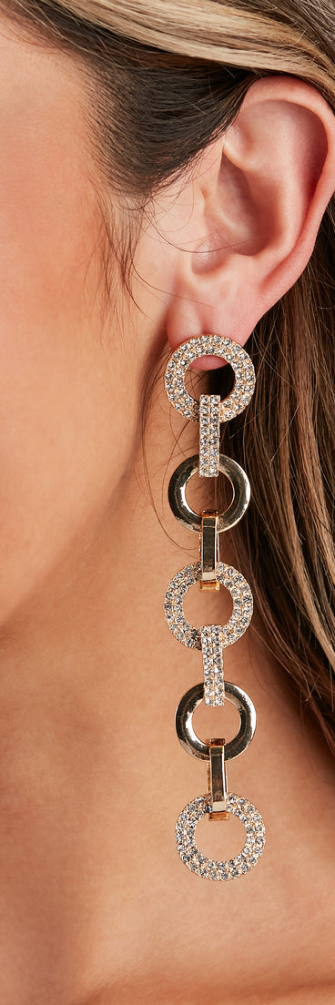 Upscale Chic Chain Link Earrings is a trendy pick to create 2023 festival outfits, festival dresses, outfits for concerts or raves, and complete your best party outfits!