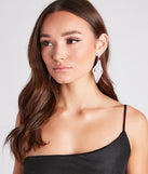 With Glitzy Era Rhinestone Statement Earrings as your homecoming jewelry or accessories, your 2023 Homecoming dress look will be fire!