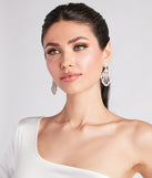 With Under The Sea Glam Rhinestone Shell Earrings as your homecoming jewelry or accessories, your 2023 Homecoming dress look will be fire!