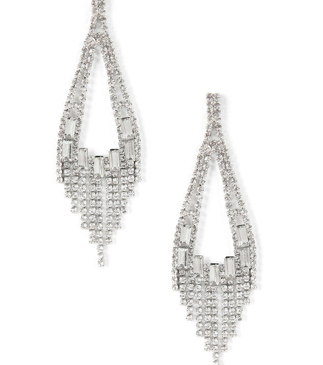 Rhinestone Fringe Chandelier Earrings is the perfect Homecoming look pick with on-trend details to make the 2023 HOCO dance your most memorable event yet!