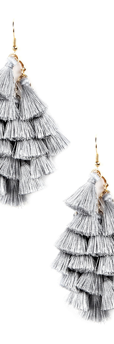 Tiered Diamond Tassel Earrings is a trendy pick to create 2023 festival outfits, festival dresses, outfits for concerts or raves, and complete your best party outfits!