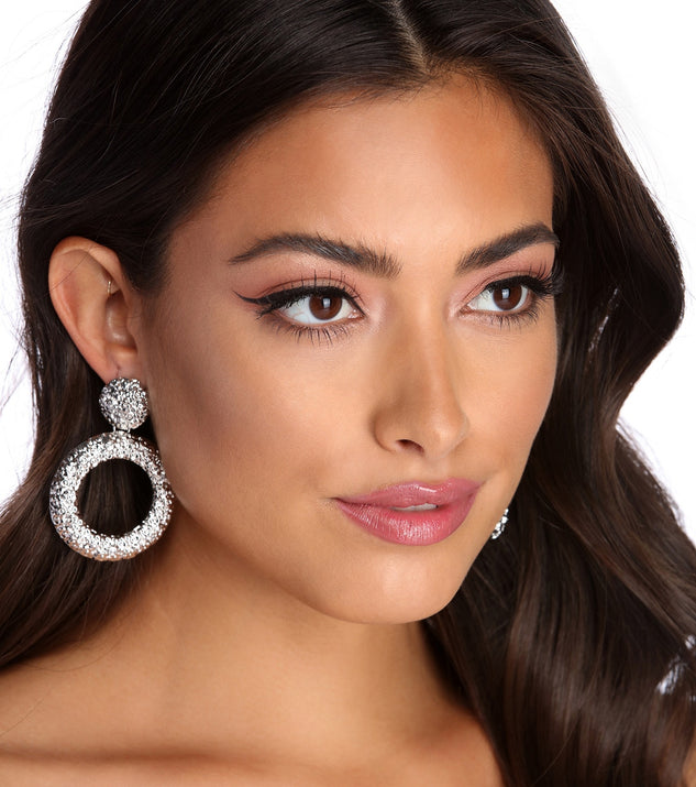 O Ring Textured Earrings for 2022 festival outfits, festival dress, outfits for raves, concert outfits, and/or club outfits