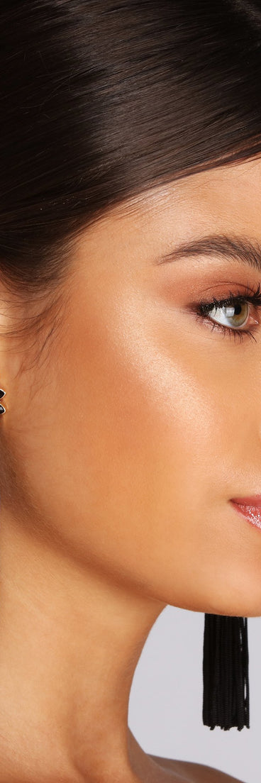 Boho Tassel Floral Earrings is a trendy pick to create 2023 festival outfits, festival dresses, outfits for concerts or raves, and complete your best party outfits!