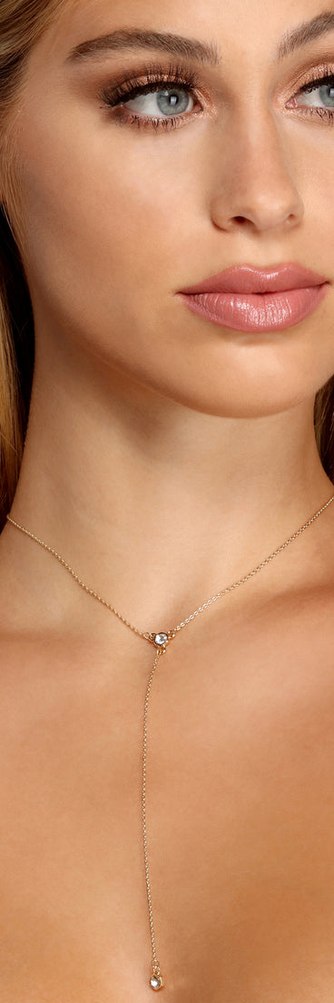 Darling Lariat Rhinestone Set is the perfect Homecoming look pick with on-trend details to make the 2023 HOCO dance your most memorable event yet!