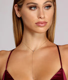 Darling Lariat Rhinestone Set is the perfect Homecoming look pick with on-trend details to make the 2023 HOCO dance your most memorable event yet!