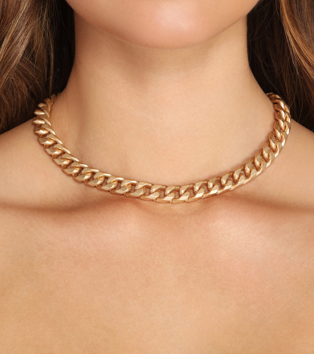 Havana Cuban Link Necklace is the perfect Homecoming look pick with on-trend details to make the 2023 HOCO dance your most memorable event yet!
