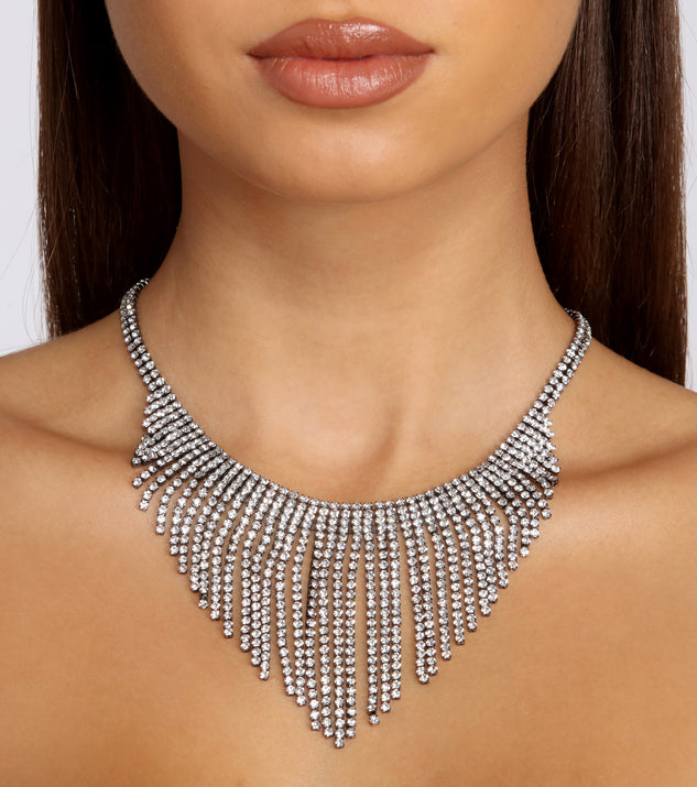 Dancing On My Own Rhinestone Fringe Necklace Set is a trendy pick to create 2023 festival outfits, festival dresses, outfits for concerts or raves, and complete your best party outfits!