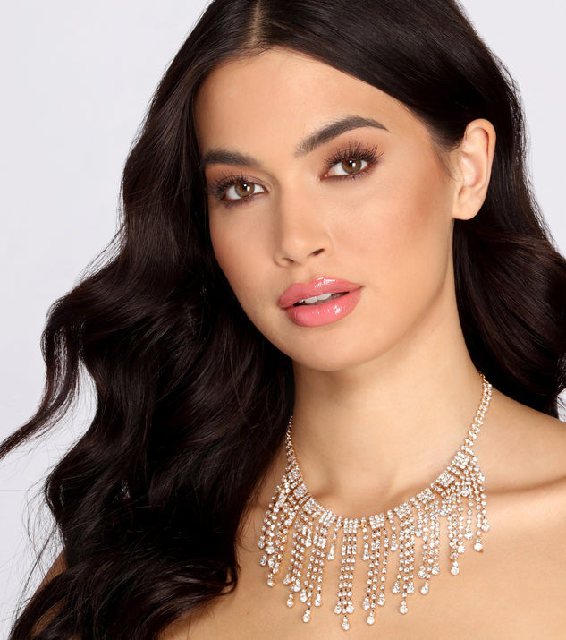 Boho Glam Rhinestone Fringe Choker Necklace is a trendy pick to create 2023 festival outfits, festival dresses, outfits for concerts or raves, and complete your best party outfits!