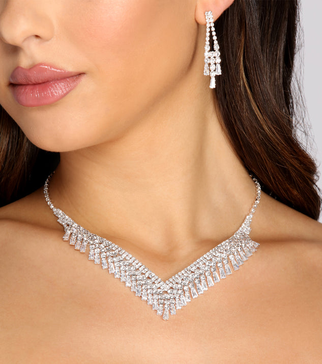 Baguette Rhinestone Necklace + Earring Set is the perfect Homecoming look pick with on-trend details to make the 2023 HOCO dance your most memorable event yet!