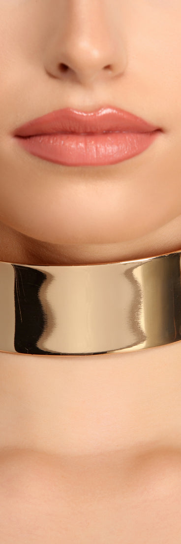 Stayin' Sleek Thick Choker is a trendy pick to create 2023 festival outfits, festival dresses, outfits for concerts or raves, and complete your best party outfits!