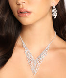 Rhinestone Marquise Collar and Duster Earring Set is the perfect Homecoming look pick with on-trend details to make the 2023 HOCO dance your most memorable event yet!