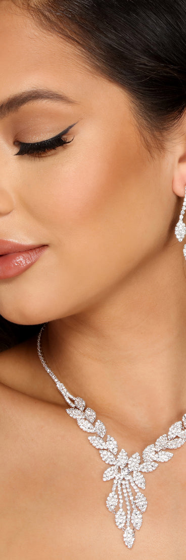 Rhinestone Leaf Collar and Duster Set