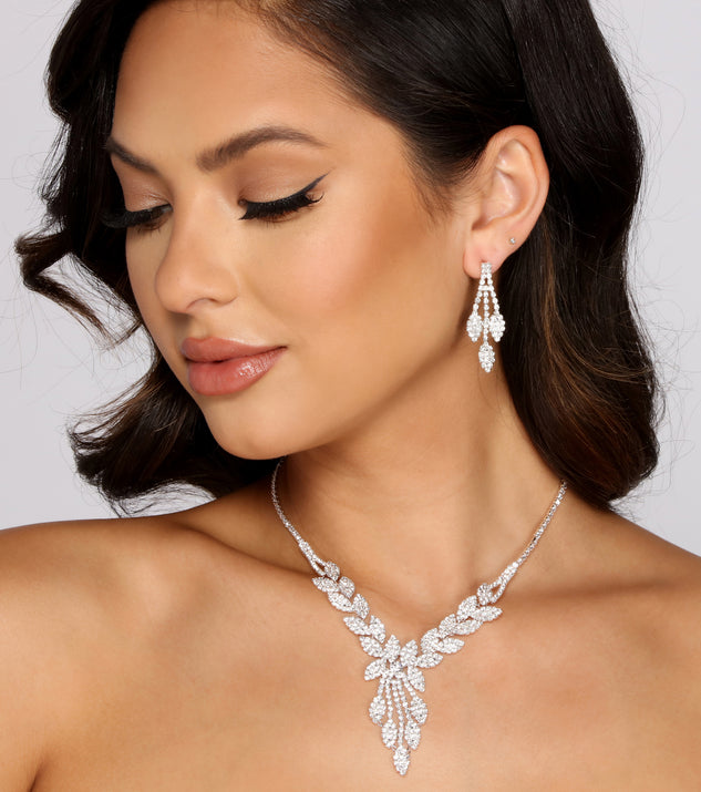 Rhinestone Leaf Collar and Duster Set
