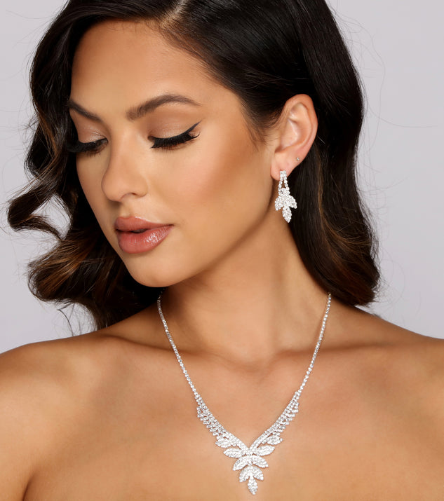 Dazzle Diva Rhinestone Collar And Duster Earrings Set