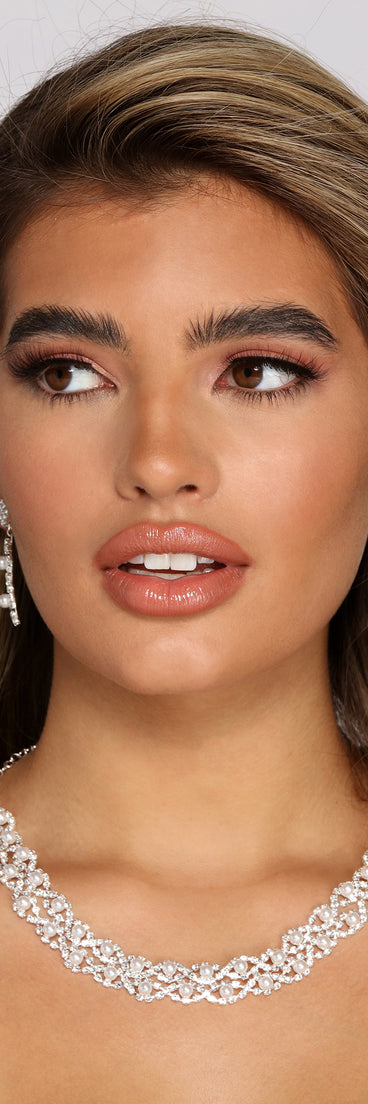 Elegant Beauty Collar Necklace And Duster Earrings Set