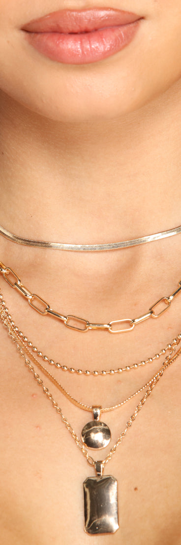 Step Up The Glam Necklace Set is a trendy pick to create 2023 festival outfits, festival dresses, outfits for concerts or raves, and complete your best party outfits!