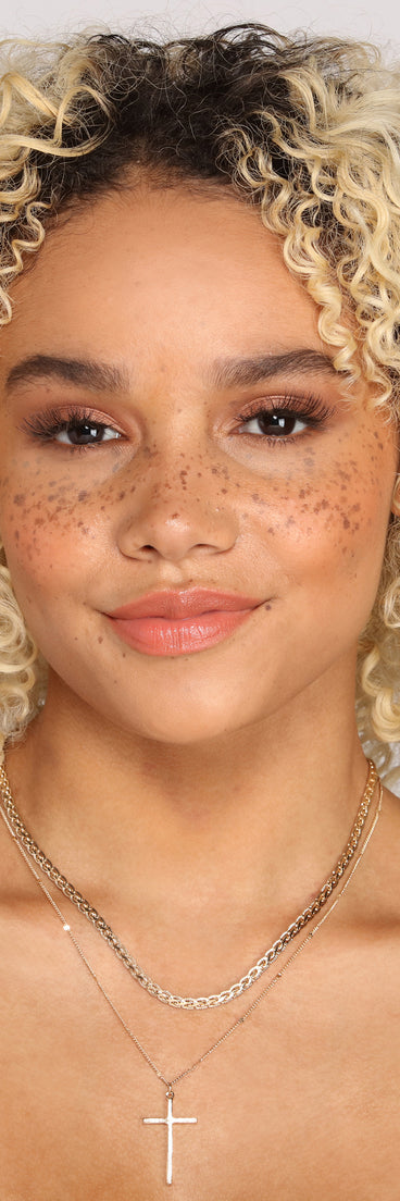 A Chic Moment Necklace for 2022 festival outfits, festival dress, outfits for raves, concert outfits, and/or club outfits