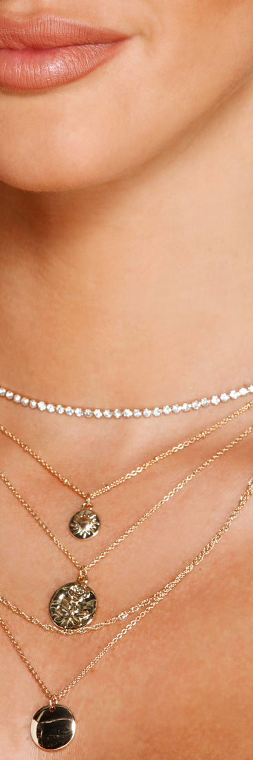 Everyday Glam Layered Chain Necklace is a trendy pick to create 2023 festival outfits, festival dresses, outfits for concerts or raves, and complete your best party outfits!