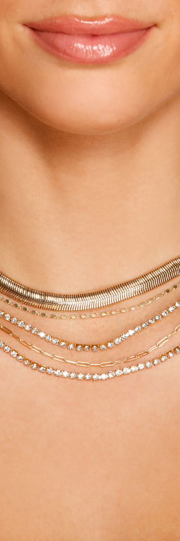 Bold Layered Snake Chain And Rhinestone Necklace is a trendy pick to create 2023 festival outfits, festival dresses, outfits for concerts or raves, and complete your best party outfits!