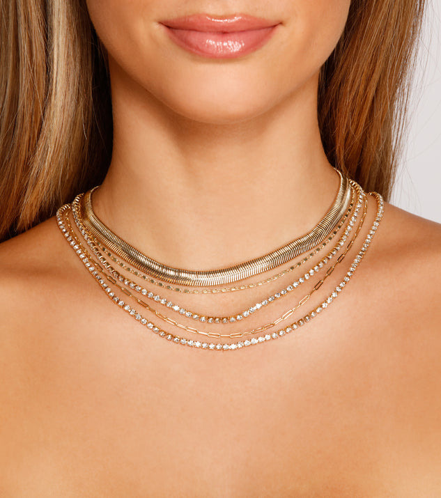 Bold Layered Snake Chain And Rhinestone Necklace is a trendy pick to create 2023 festival outfits, festival dresses, outfits for concerts or raves, and complete your best party outfits!