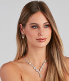 With Simply Stunning Rhinestone Lariat Jewelry Set as your homecoming jewelry or accessories, your 2023 Homecoming dress look will be fire!