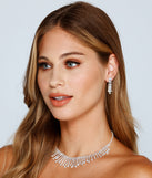 Go With The Glitz Collar And Earrings Set is the perfect Homecoming look pick with on-trend details to make the 2023 HOCO dance your most memorable event yet!