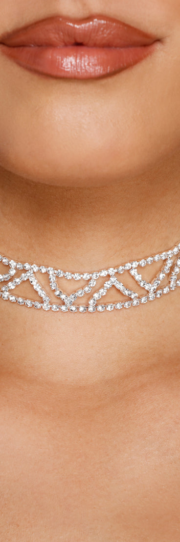 Bring The Sparkle Trendy Choker Necklace is the perfect Homecoming look pick with on-trend details to make the 2023 HOCO dance your most memorable event yet!