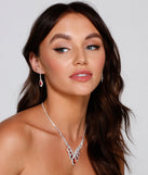 With Chic Elegance Necklace And Earrings Set as your homecoming jewelry or accessories, your 2023 Homecoming dress look will be fire!