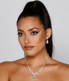 Encircled In Glamour Rhinestone Collar And Earrings Set is the perfect Homecoming look pick with on-trend details to make the 2023 HOCO dance your most memorable event yet!