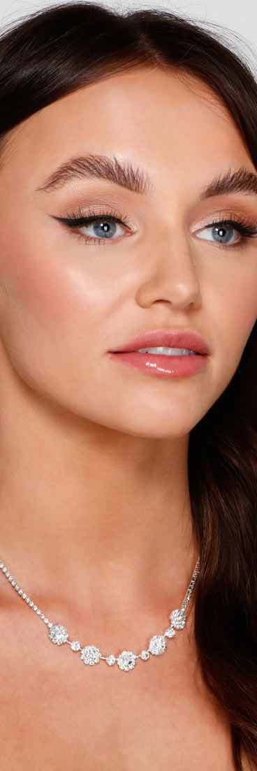 With Night To Remember Rhinestone Necklace and Earrings Set as your homecoming jewelry or accessories, your 2023 Homecoming dress look will be fire!