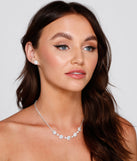 With Night To Remember Rhinestone Necklace and Earrings Set as your homecoming jewelry or accessories, your 2023 Homecoming dress look will be fire!
