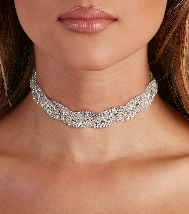 Beauty Queen Braided Choker is the perfect Homecoming look pick with on-trend details to make the 2023 HOCO dance your most memorable event yet!