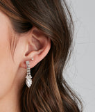 Dazzling Diamond-Shaped Necklace And Earrings Set